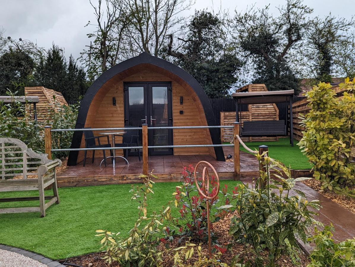 Peacock Lake Glamping Nottingham Exterior photo