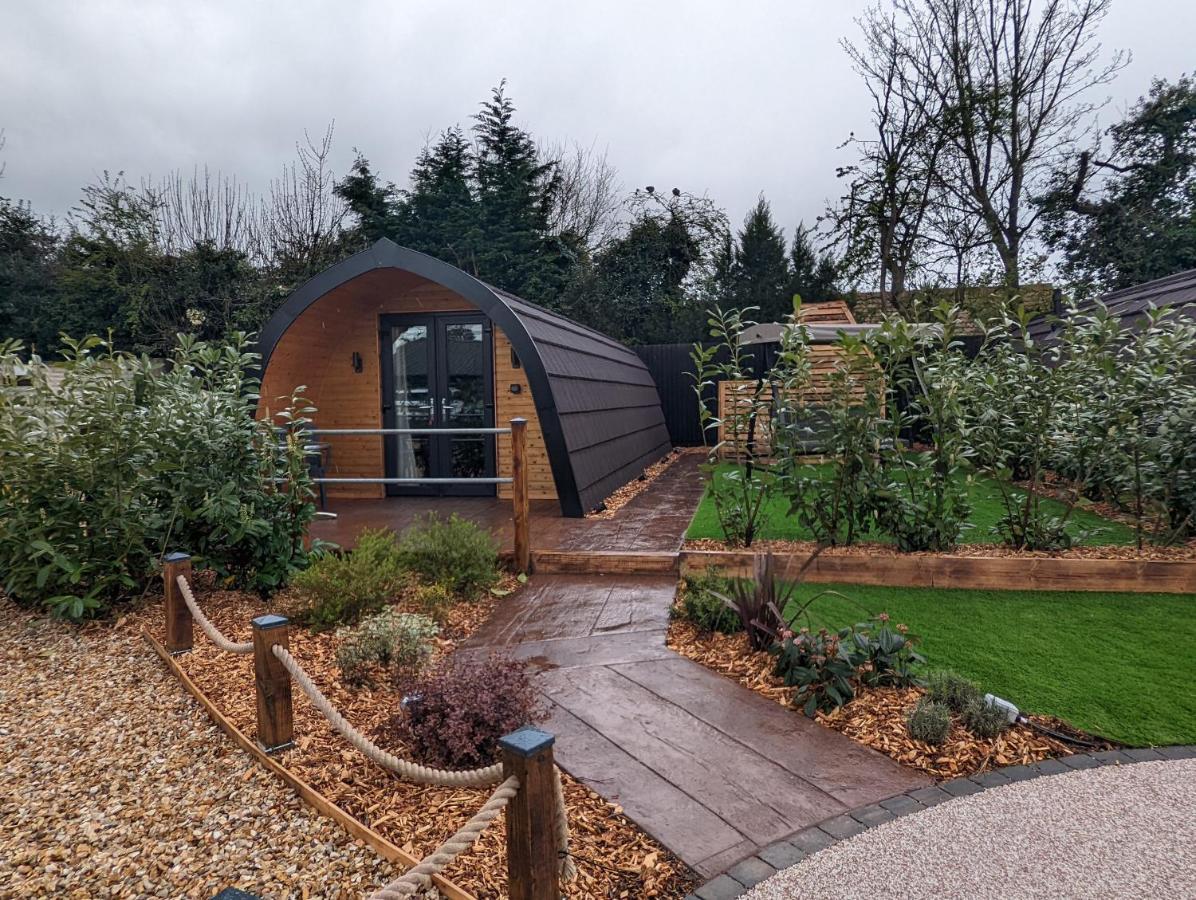 Peacock Lake Glamping Nottingham Exterior photo
