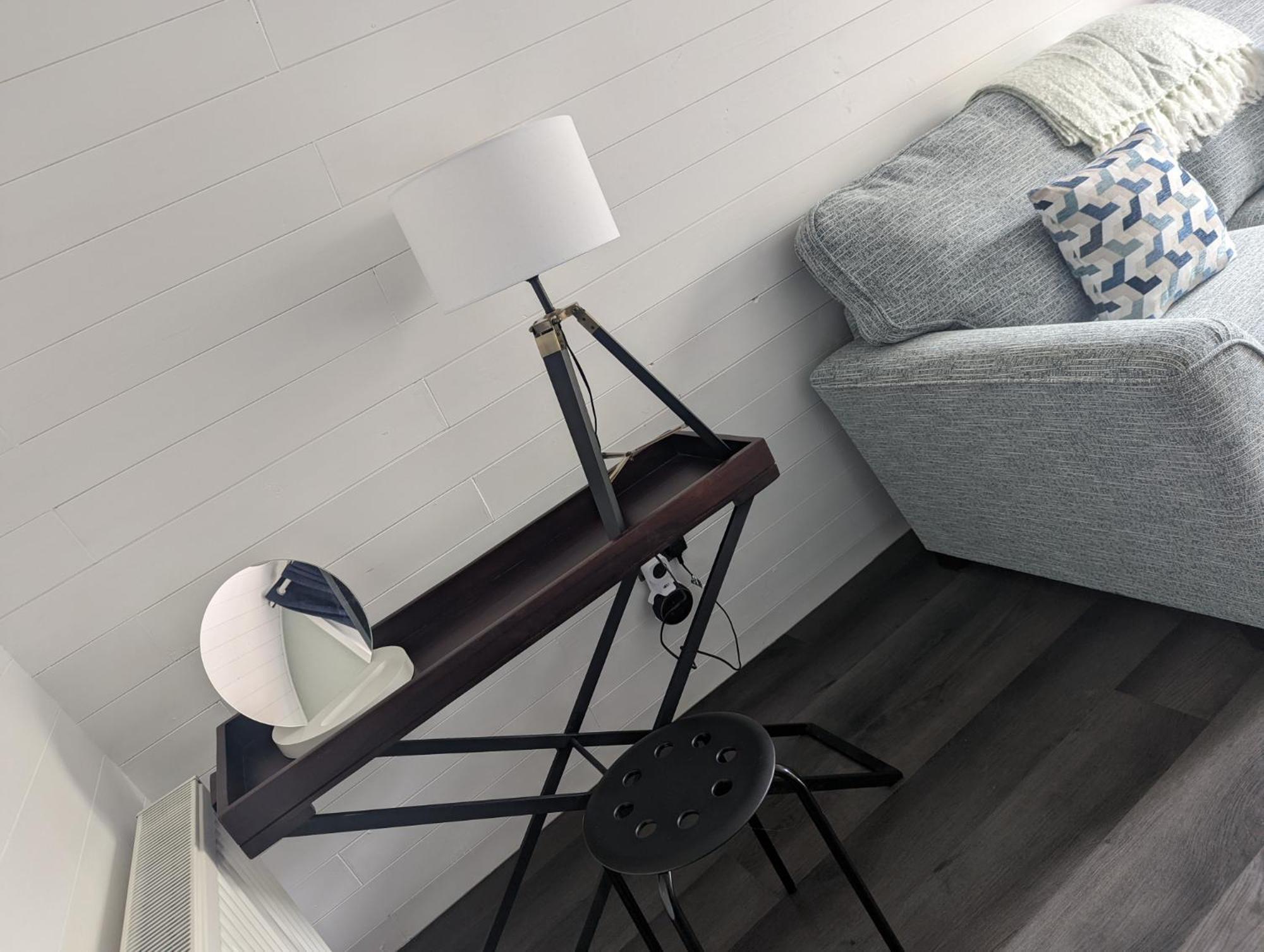 Peacock Lake Glamping Nottingham Room photo